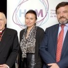 El cardenal Rouco con algunos directivos de la nueva entidad en su presentación