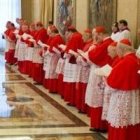 Una de las últimas reuniones de Benedicto XVI con los cardenales; el consistorio de 2014, con Francisco, puede ser bastante distinto