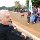 El padre Juan Markievich tiene muy claro el tipo de profesorado que quiere para el colegio que fundó