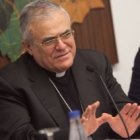 El obispo Demetrio no se deja amedrentar y pide que quede claro quién dice qué