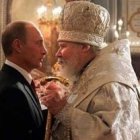 Kirill ha ganado prestigio en Rusia ocupando la pequeña Crimea, pero el Patriarca puede perder 13.000 parroquias ucranianas y su primacía mundial en la ortodoxia