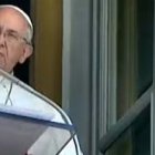 El Papa encomendó a la Virgen María a todas las madres, cuyo día se celebra en Italia este domingo.