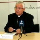 El obispo Jesús Murgui presentó estas jornadas como un foro ambulante de doctrina social católica, ya con larga tradición