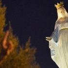 La Virgen está situada a quince metros de altura