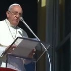 El Papa instó a ofrecer sufragios por los difuntos, en particular por quienes mueren sin los sacramentos.