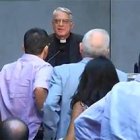 El padre Lombardi en rueda de prensa