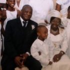 La familia Touré -él es musulmán, ella católica- con unos nietos... están en el Sínodo de los obispos para contar su experiencia