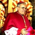 El obispo Demetrio, de Córdoba, ofrece colaboración leal a las administraciones, pero no cederá nada de la Iglesia, y menos bajo presiones