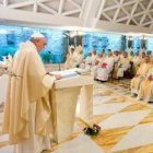 El Papa comenta las Escrituras en sus homilías de Santa Marta