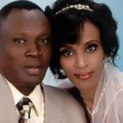 Meriam Ibrahim y su esposo en el día de su boda