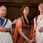 Algunos matrimonios romanos ricos de la serie de TV Spartacus, donde monogamia y fidelidad brillan por su ausencia