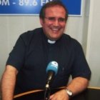 El padre Manuel María Bru es el presidente y gran impulsor de la Fundación Crónica Blanca