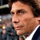 Antonio Conte, entrenador de la selección italiana, arregló su vida de pareja casándose y volviendo a los sacramentos