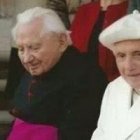 El Papa emérito Benedicto XVI con su hermano George