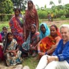 Soledad Suárez, presidenta de Manos Unidos, en su viaje para revisar los protectos de la ONG católica en Uttar Pradesh, India