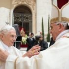 El Papa Francisco y el Papa emérito Benedicto XVI