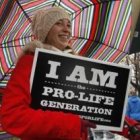 I am the prolife generation -soy la generación provida- anuncia esta manifestante en la Marcha por la Vida de Washington