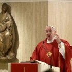 Francisco explica las escrituras en sus homilías matinales en la Casa Santa Marta