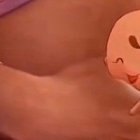 El locuaz bebé no duda en animar a su madre en los momentos complicados del embarazo.