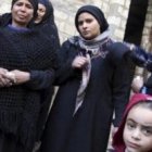 Mujeres cristianas del pueblo egipcio de El Our, parientes y vecinas de los mártires decapitados en Libia