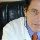 El doctor Paolo Zucconi no ha tratado nunca los sentimientos homosexuales de ningún paciente, pero sólo por comentar la posibilidad ya le han sancionado