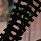 Brad Waters era de familia no creyente en Nueva York y llevaba una vida de juerga y dinero en Sevilla, hasta que se arruinó