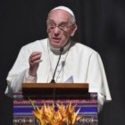 El Papa Francisco en su largo discurso a los movimientos populares... la prensa local lo simplifica quizá demasiado