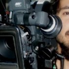 El cineasta José Manuel Serrano Cueto, con la pérdida de su esposa y viendo de cerca la enfermedad, encuentra una nueva belleza en lo cotidiano