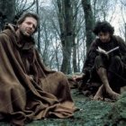 Francisco de Asís dicta algunas ideas al hermano León - en la película de 1989 de Liliana Cavani