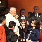 Francisco acudió de nuevo a un hospital infantil, lugar de la inocencia doliente donde más necesario es el consuelo.