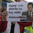 Es difícil calcular cuántos votos perderá el PP por asumir las leyes abortistas de Zapatero... pero se trata de muchos votantes que antes le eran fieles