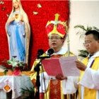 El obispo Wu, ordenado en secreto en 2005, ha pasado casi 8 años arrestado... Por fin puede pastorear su diócesis
