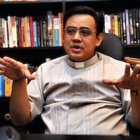 El padre José Francisco Syquia ha detectado un incremento notable de las posesiones diabólicas en la última década.