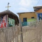 La humilde capilla en la ciudadela 11 de Diciembre -La Libertad, Ecuador- donde sucedió la agresión