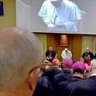 El Papa pide a los padres sinodales que se entreguen a la escucha orante del Espíritu Santo, y no a pactos ni negociaciones humanas