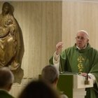 El Papa Francisco en Santa Marta utiliza ejemplos de las Escrituras para predicar
