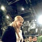 Riad Sergi, su esposa la doctora Rouba Farah y su hija Leila se acercan al Papa Francisco en Filadelfia, hace unos meses... poco después, volvieron a Siria