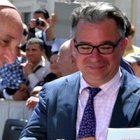 Austen Ivereigh, en el centro de la imagen, junto a Jack Valero, ambos fundadores de Catholic Voices.