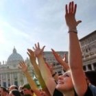 Alabar es proclamar para Dios la gloria que merece por ser Quien es