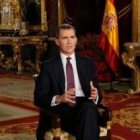 Felipe VI, en su segundo discurso navideño como Rey, aleja aún más al belén, que ya ni siquiera está en la misma sala