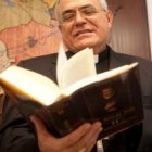 El obispo Demetrio tiene los papeles de la mezquita en regla desde la Edad Media