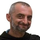 El sacerdote franciscano Dhiya Azziz es un iraquí que trabaja en Siria y ya estuvo secuestrado 6 días en verano