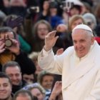 El Papa Francisco en una catequesis navideña anima a entender al Niño Jesús mirando a otros niños
