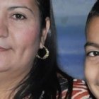 Eneika Castro junto a su hijo Juan Pablo - los médicos pensaban que ella moriría, pero la Virgen la acompañó y la salvó