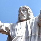 El Cristo de Abajah es la imagen de Jesús mayor de África, según el sueño de su impulsor.