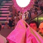 Adoración del Santísimo en la Asamblea de la Renovación Carismática 2016 en el Madrid Arena