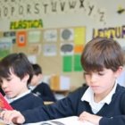 Los políticos piden adoctrinar a los niños en un nuevo idioma, llamado no-sexista, poco compatible con la lengua española y el sentido común