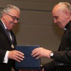 Guzmán Carriquiry con Jorge Bergoglio cuando aún era arzobispo de Buenos Aires