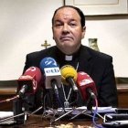 Nacido en 1960, Juan Carlos Elizalde es uno de los obispos más jóvenes de España.