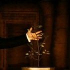 El Ilusionista, dirigida en 2006 por  Neil Burger y protagonizada por Edward Norton, Paul Giamatti y Jessica Biel: el mundo de la prestidigitación.